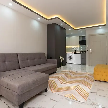 Apartment Sweet Deluxe